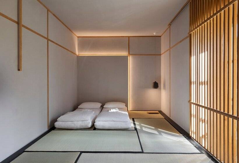 هاستل Combo Torino