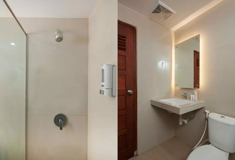 Retkeilymaja Gapura Hotel By Oyo Rooms