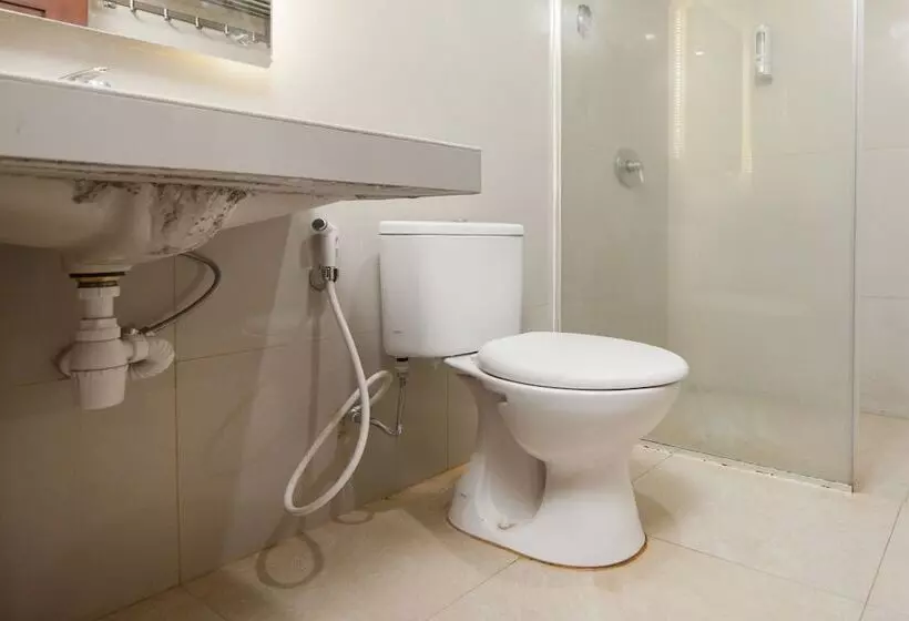 Retkeilymaja Gapura Hotel By Oyo Rooms