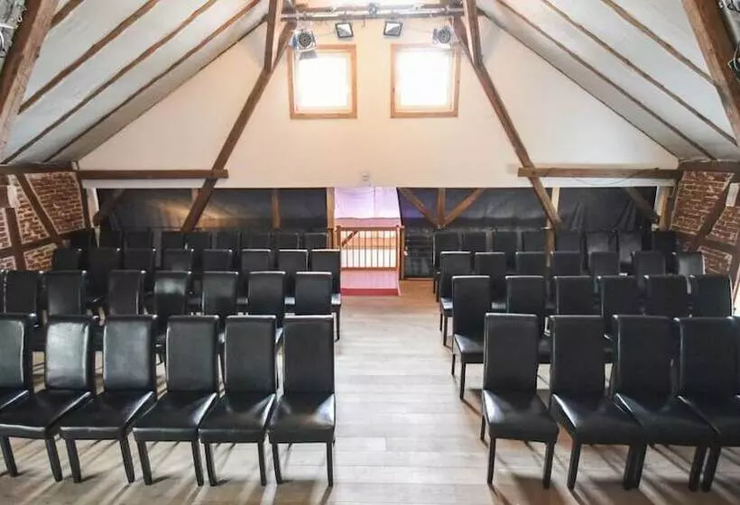 Alter Behring Gutshof