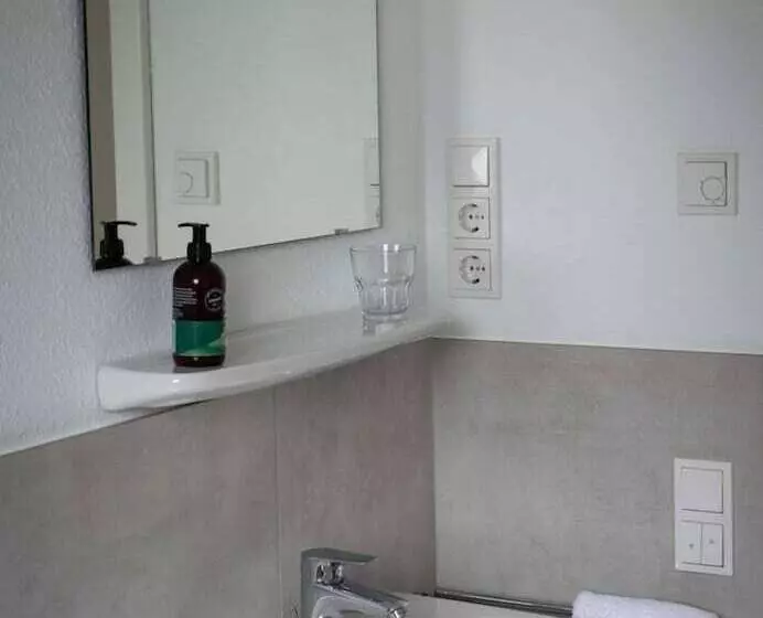 Alter Behring Gutshof