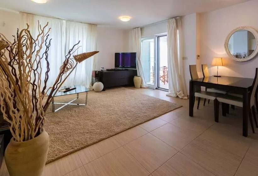 Apartman Golden View