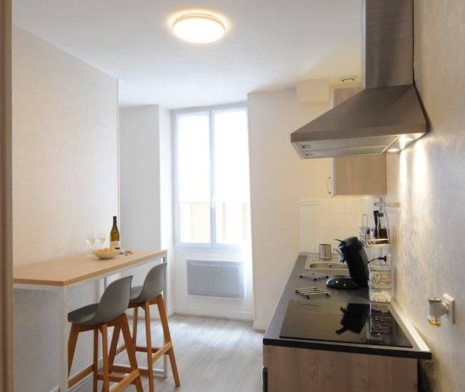 L Eutopia Au Cœur De Chablis, Parking Gratuit