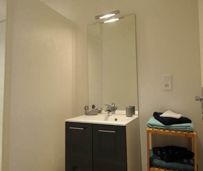 L Eutopia Au Cœur De Chablis, Parking Gratuit