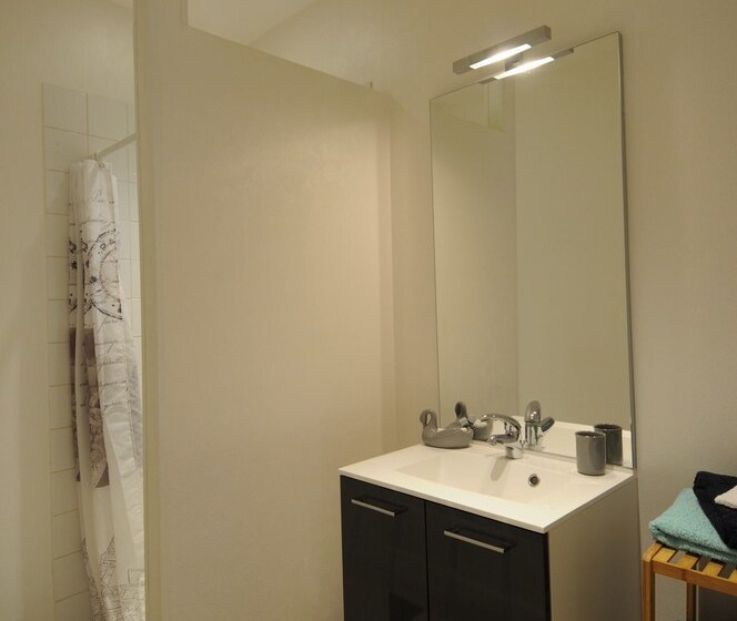 L Eutopia Au Cœur De Chablis, Parking Gratuit