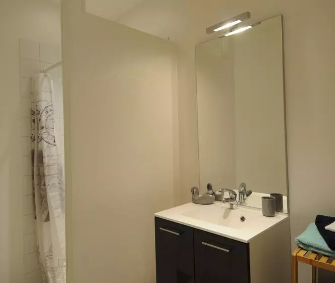 L Eutopia Au Cœur De Chablis, Parking Gratuit