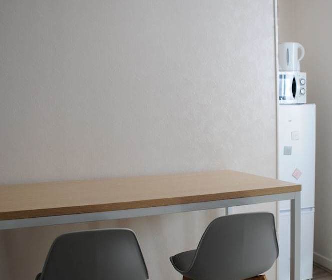 L Eutopia Au Cœur De Chablis, Parking Gratuit