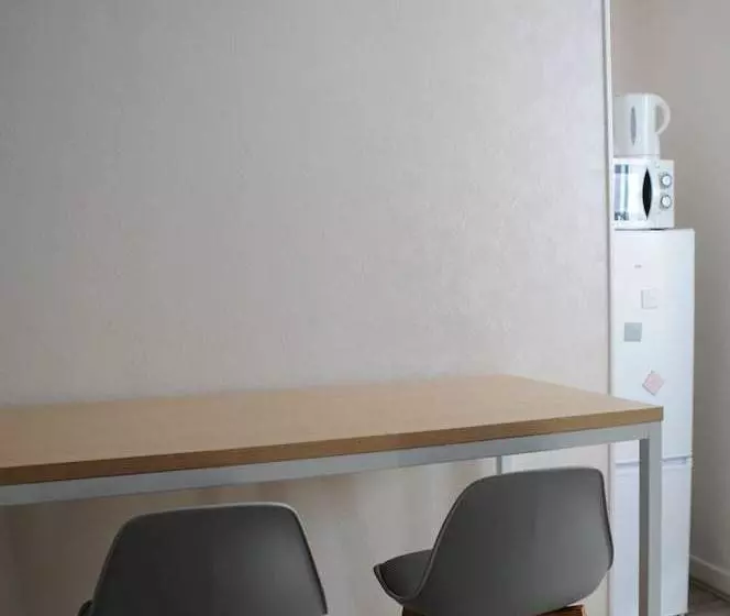 L Eutopia Au Cœur De Chablis, Parking Gratuit