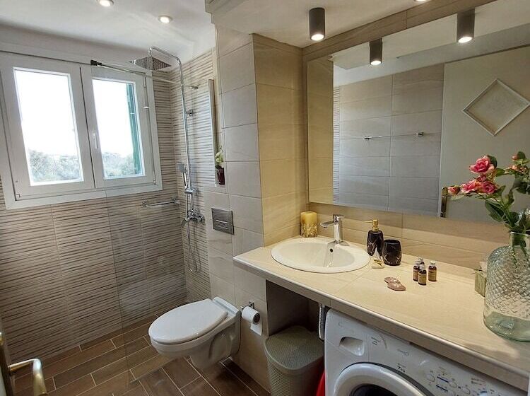 Ariadni Sea View Apartment