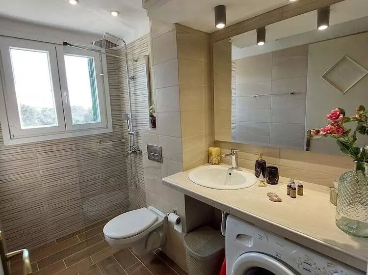 Ariadni Sea View Apartment