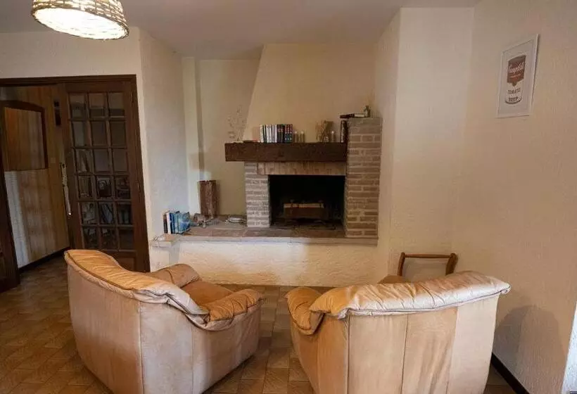 Aamiaismajoitus (B&B) Le Roucadel