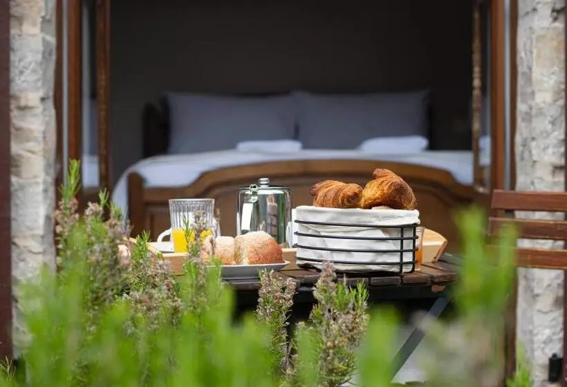 Aamiaismajoitus (B&B) Le Roucadel