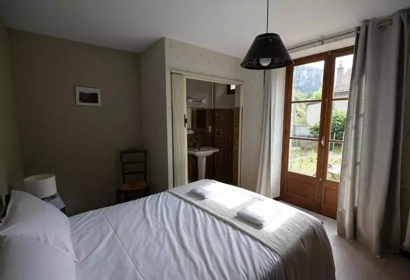 Aamiaismajoitus (B&B) Le Roucadel