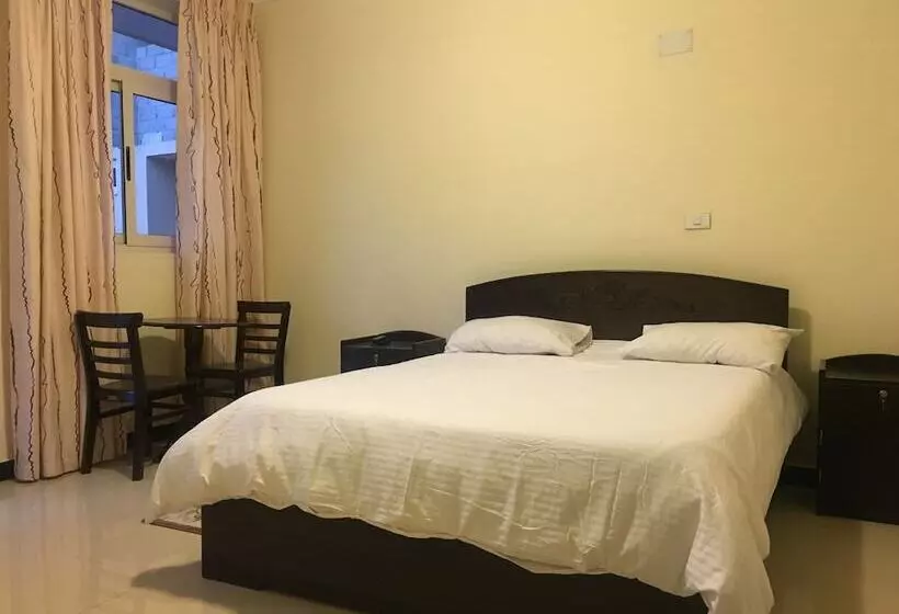 Cheers Bed & Breakfast