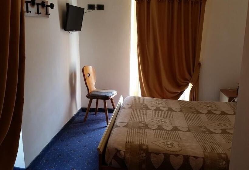 Отель El Mondin