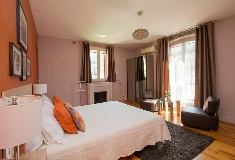 Majatalo Villa La Muse