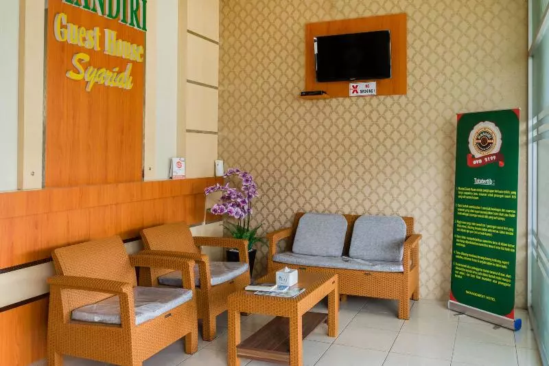ホテル Oyo 2199 Mandiri Residence