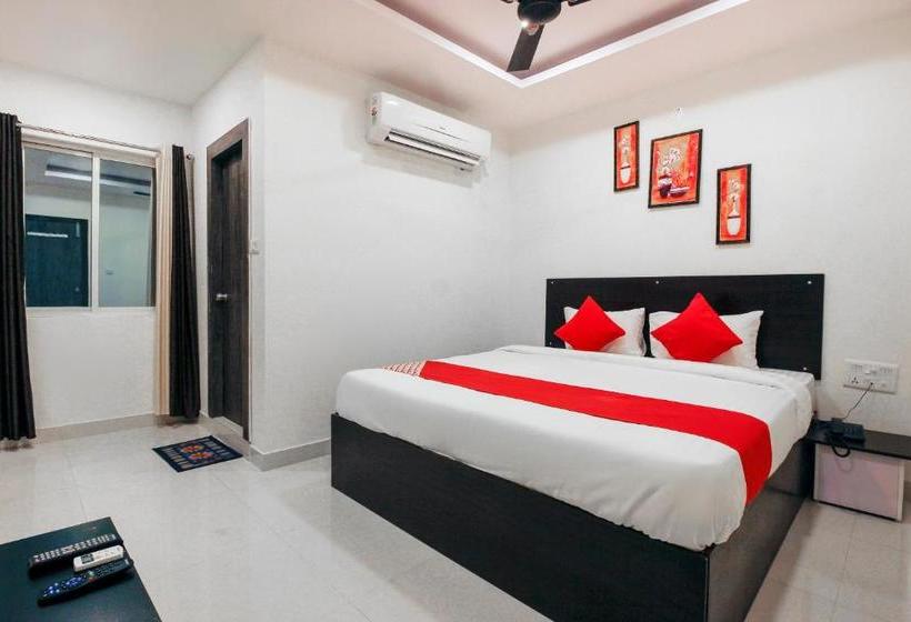 호텔 Oyo 69411  Mega Mak International