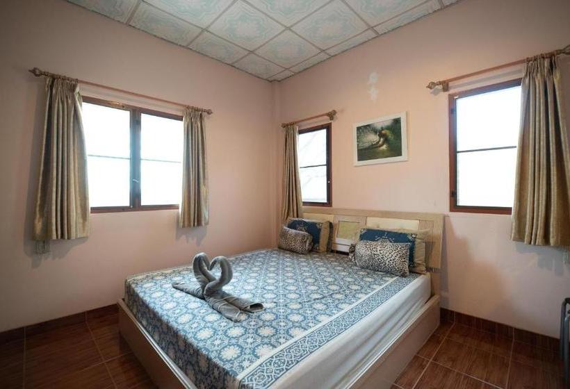 בית מלון כפרי Oyo 810 Morakot Resort