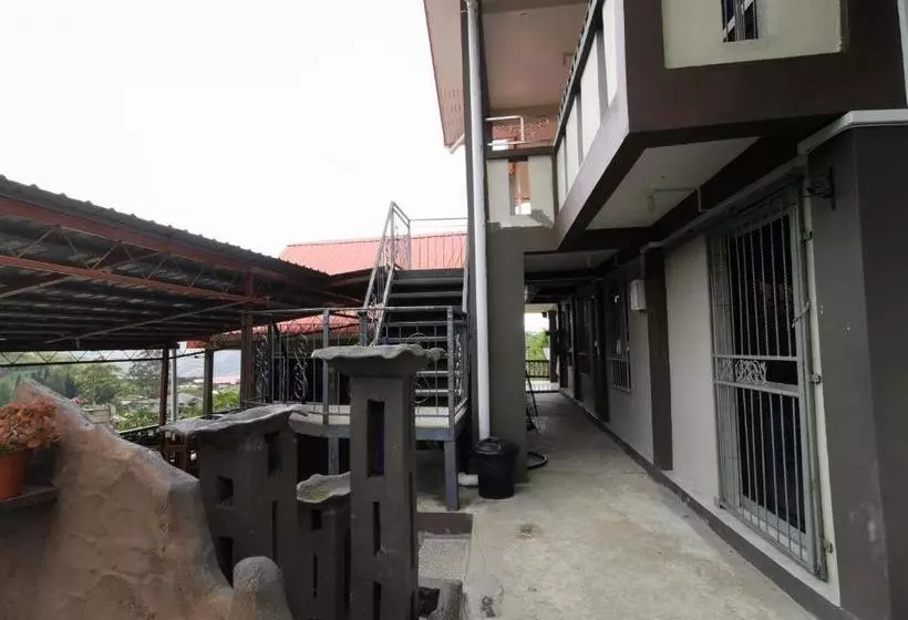 Hotelli Spot On 89963 Sinurambi Homestay 2