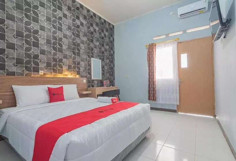 Majatalo Reddoorz Near Alun Alun Garut