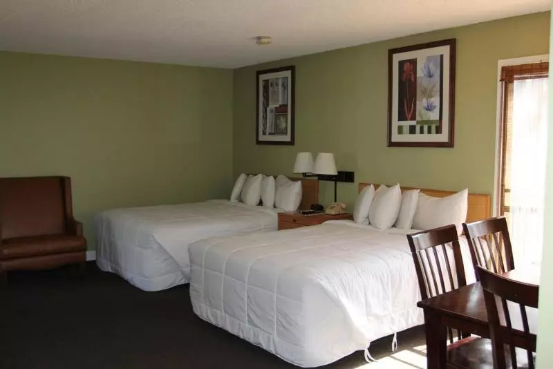 בית מלון כפרי Big Pines Mountain House