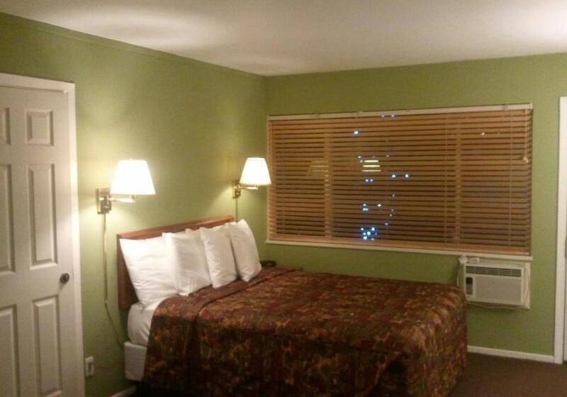 فندق Big Pines Mountain House