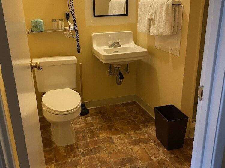 فندق Big Pines Mountain House