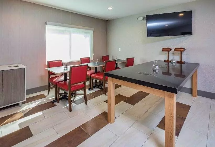 Отель Holiday Inn Express   Sunnyvale   Silicon Valley, An Ihg