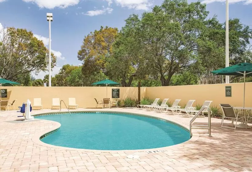 酒店 La Quinta By Wyndham Fort Lauderdale Tamarac