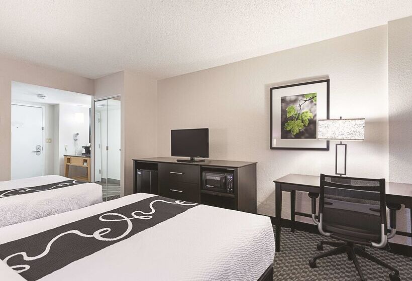 בית מלון כפרי La Quinta By Wyndham Plantation At Sw 6th St