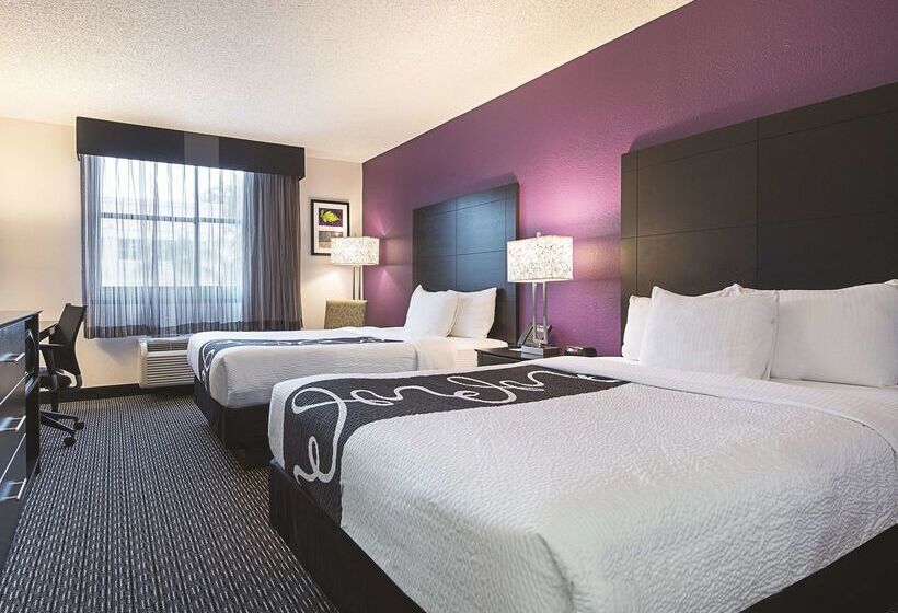 בית מלון כפרי La Quinta By Wyndham Plantation At Sw 6th St