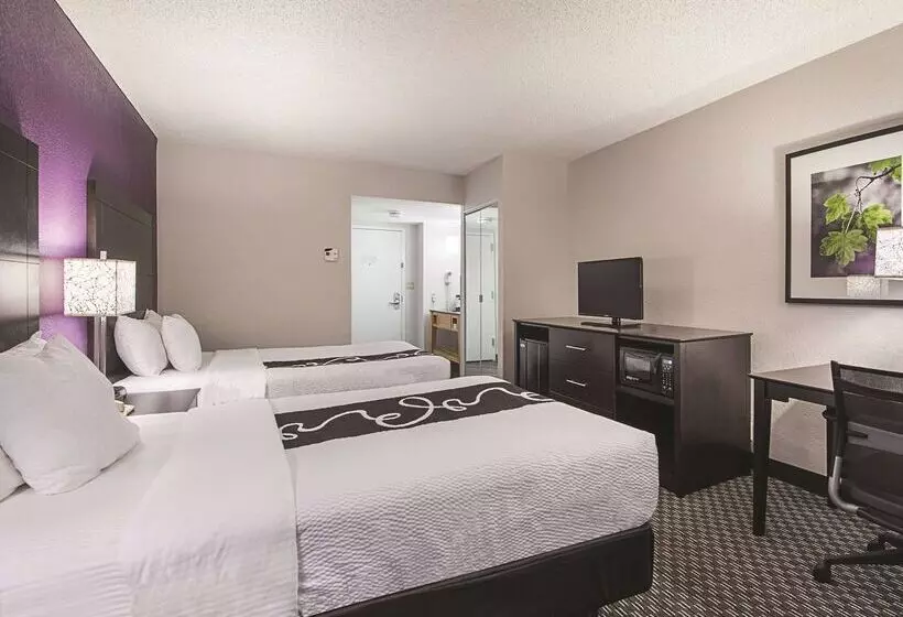 호텔 La Quinta By Wyndham Plantation At Sw 6th St