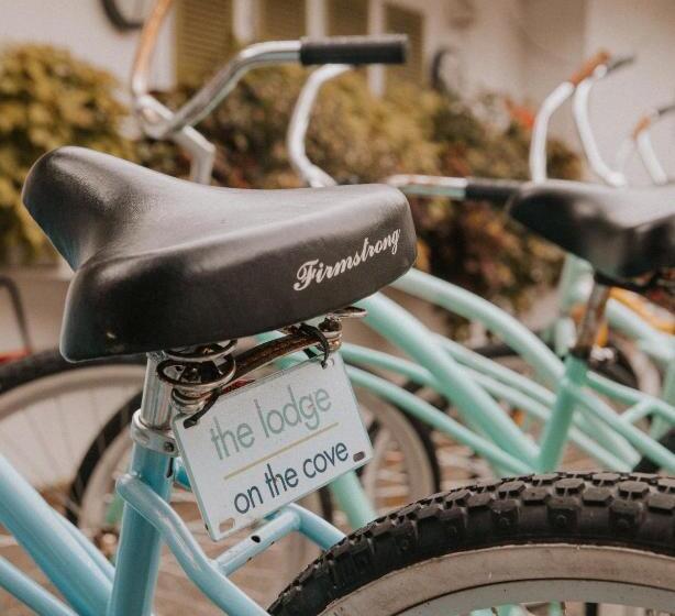 فندق The Lodge On The Cove