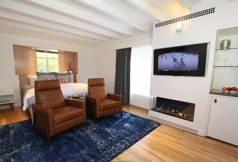 هتل The Vagabond S House Boutique Inn