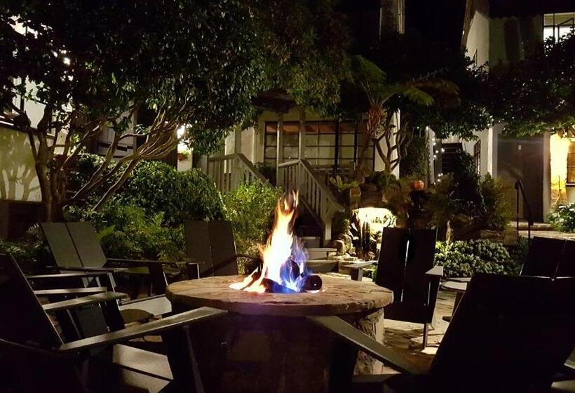 ホテル The Vagabond S House Boutique Inn