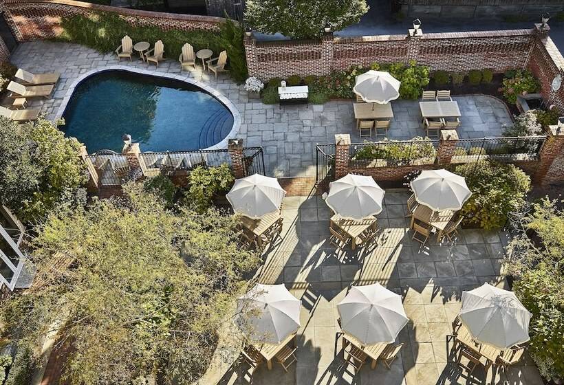 Hotel The Vanderbilt, Auberge Resorts Collection