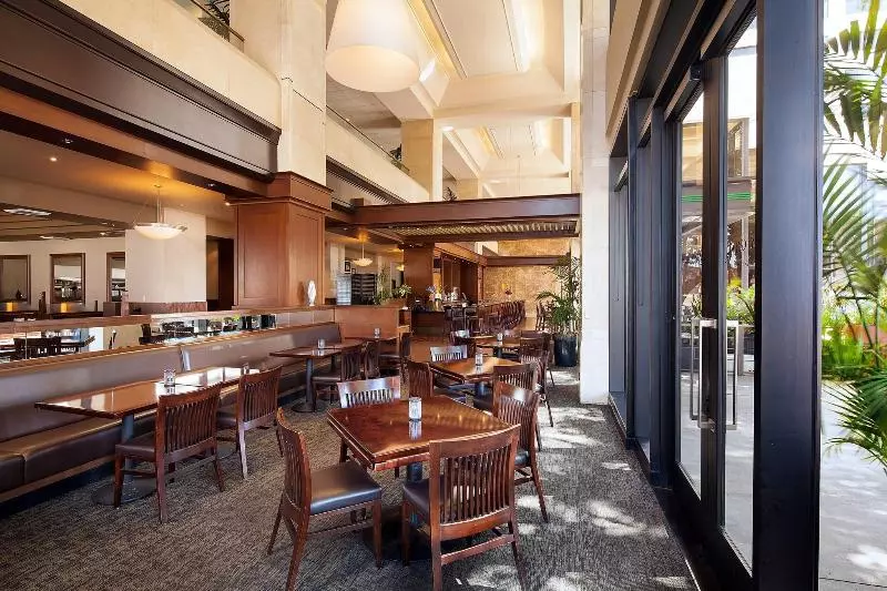 בית מלון כפרי The Westin Los Angeles Airport