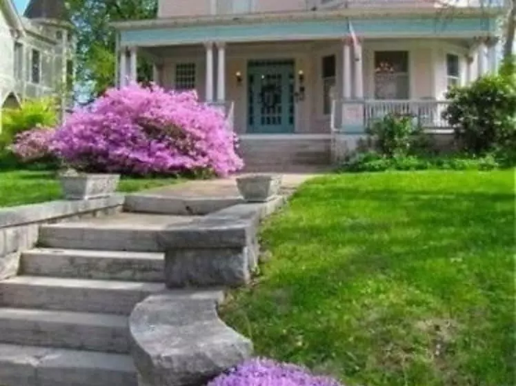 هتل Walnut Street Inn