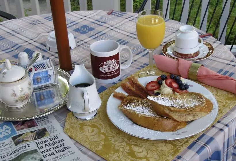 هتل Walnut Street Inn