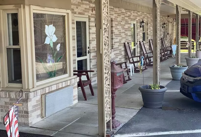 White Rose Motel  Hershey