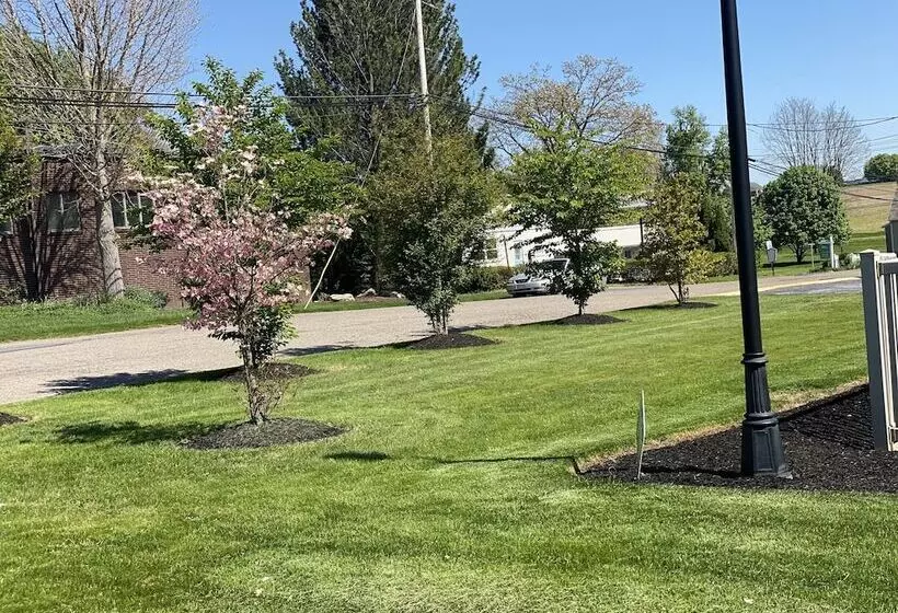 White Rose Motel  Hershey