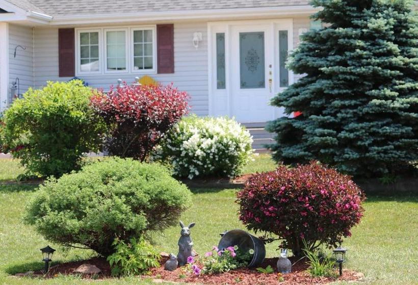 Baker Shore Bed And Breakfast