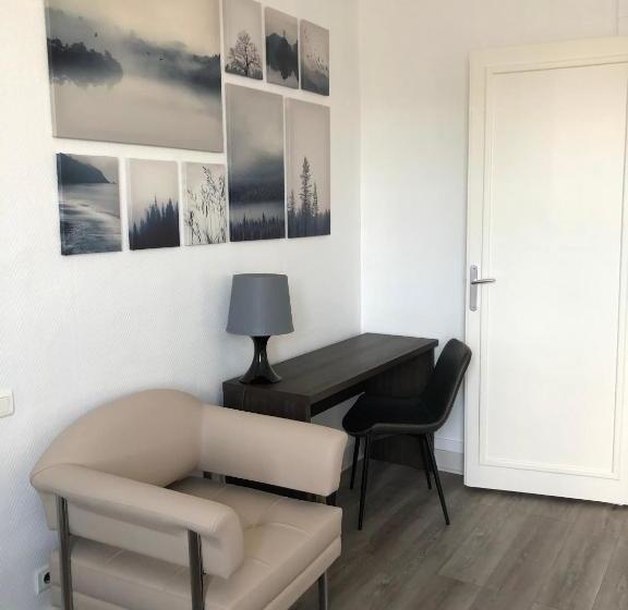 هتل Hôtel Restaurant D Application Lesdiguieres Ecole Hôtelière