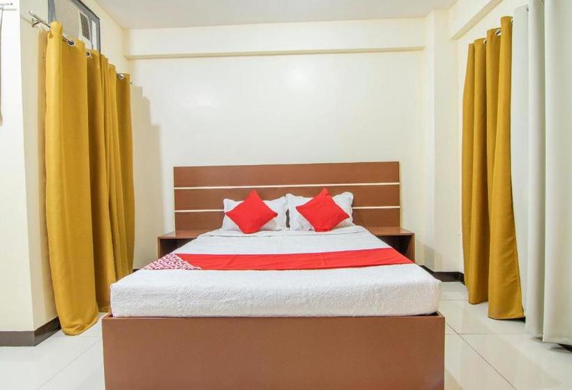 בית מלון כפרי Oyo 578 Red Velvet Suites