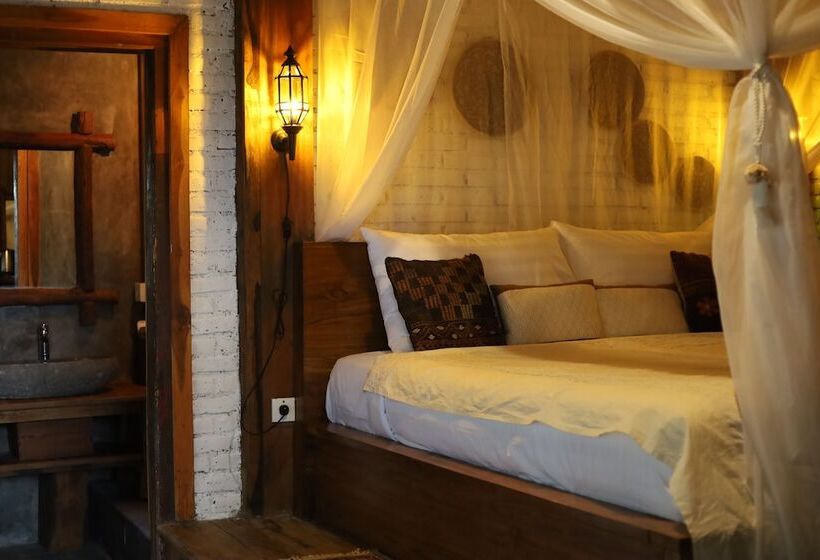 تختخواب و صبحانه Ubuntu Bali Eco Yoga Retreat   Canggu