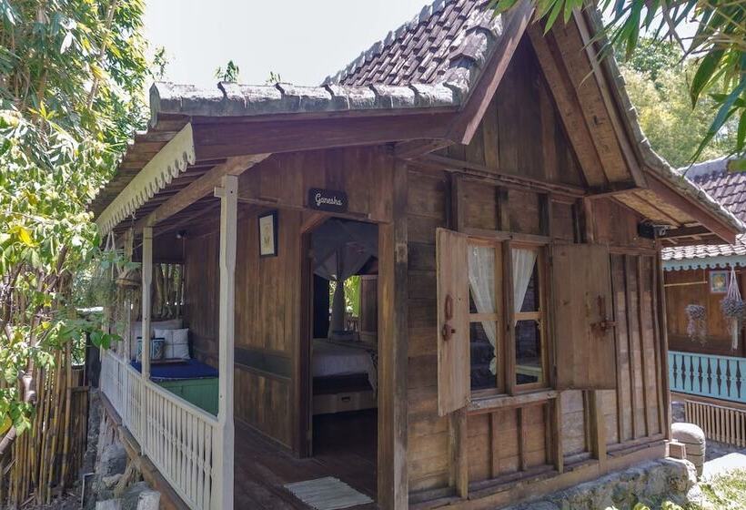 تختخواب و صبحانه Ubuntu Bali Eco Yoga Retreat   Canggu