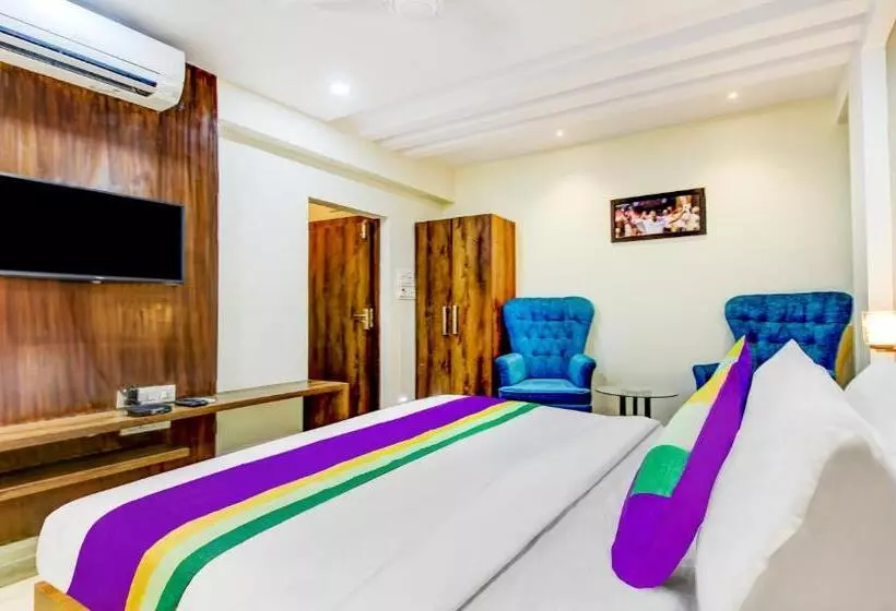 ホテル Treebo The Pavilion, Railway Station