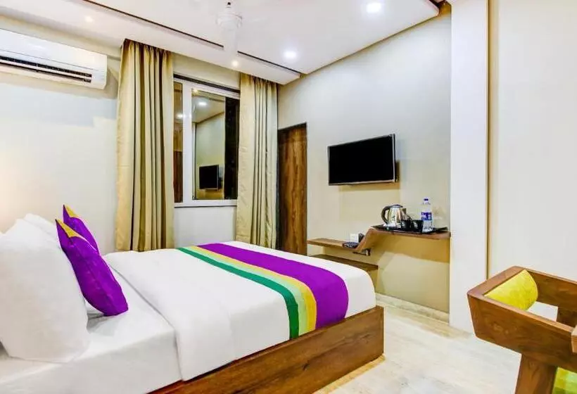 ホテル Treebo The Pavilion, Railway Station