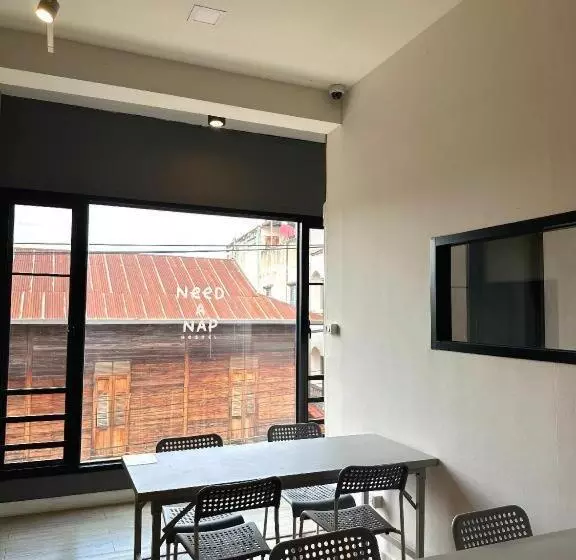 Need A Nap Hostel Phrae